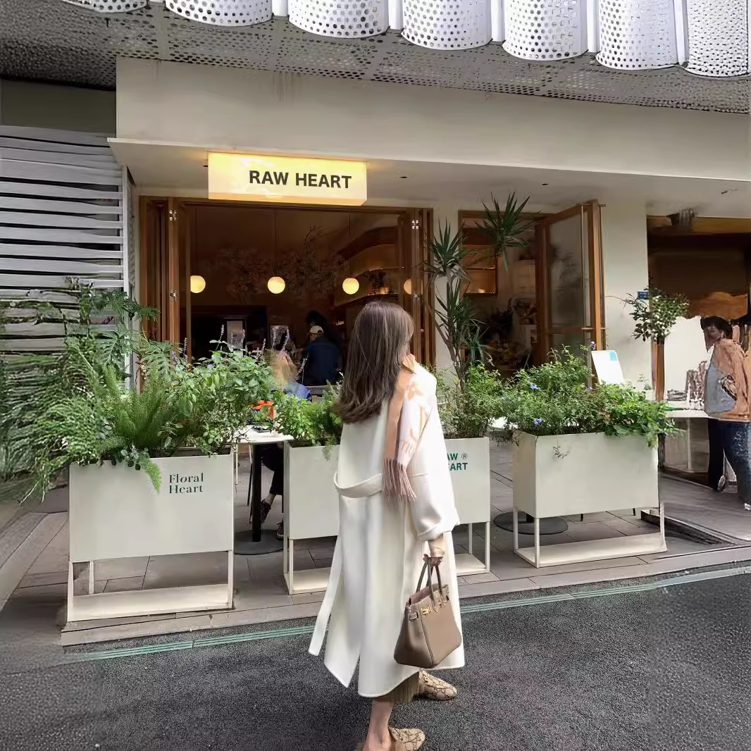 オフホワイトの両面カシミヤコート レディース 秋冬 2025年新作 冬 高級感 ミドル丈 韓国風 ウールコート