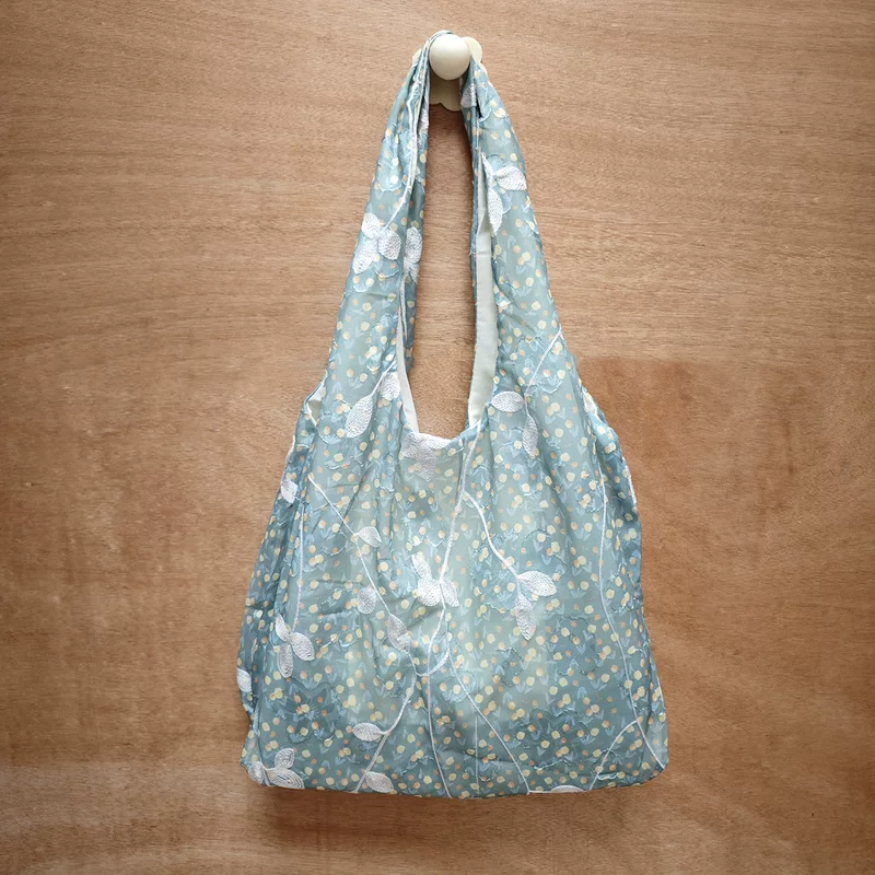 Universal one-shoulder bag, capacious shoulder bag, with embroidery