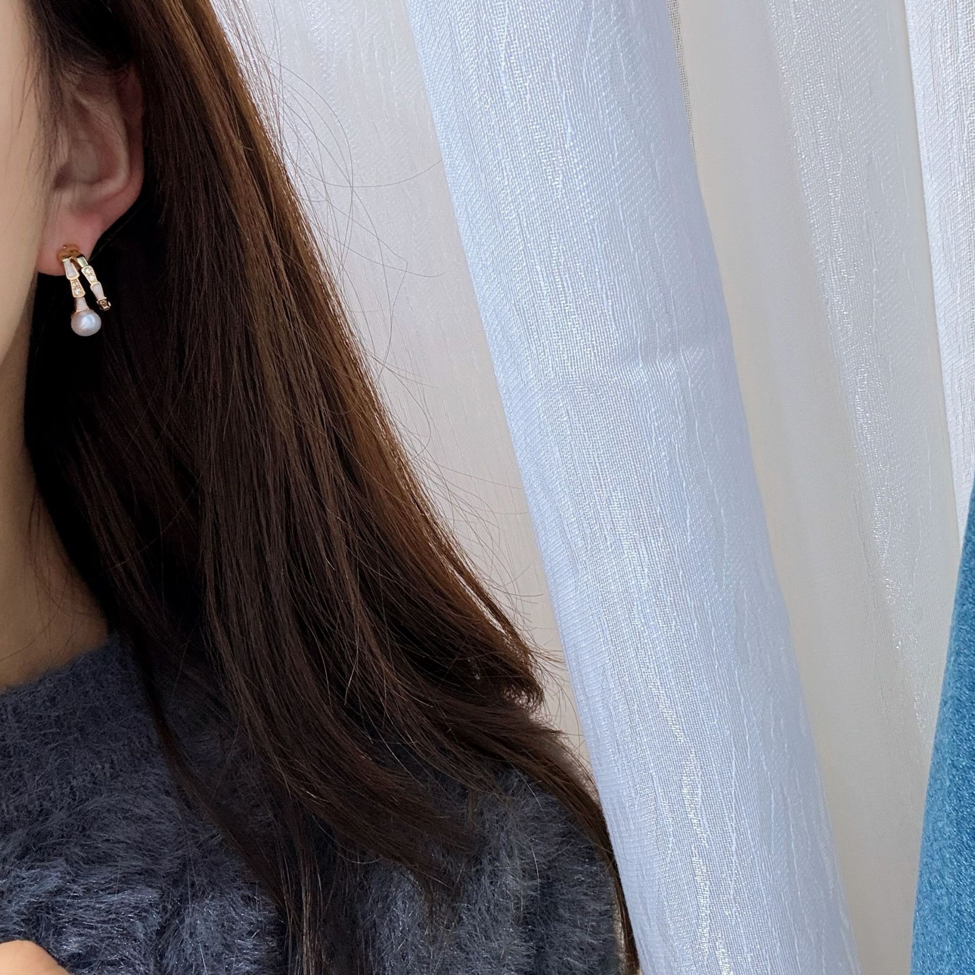 �¿�����������Ȼ��ˮ����������ݸ߼��к�ɫ��ʽ��Լ�ٴ����