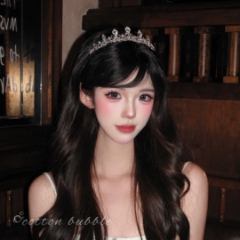 插梳;发带;皇冠