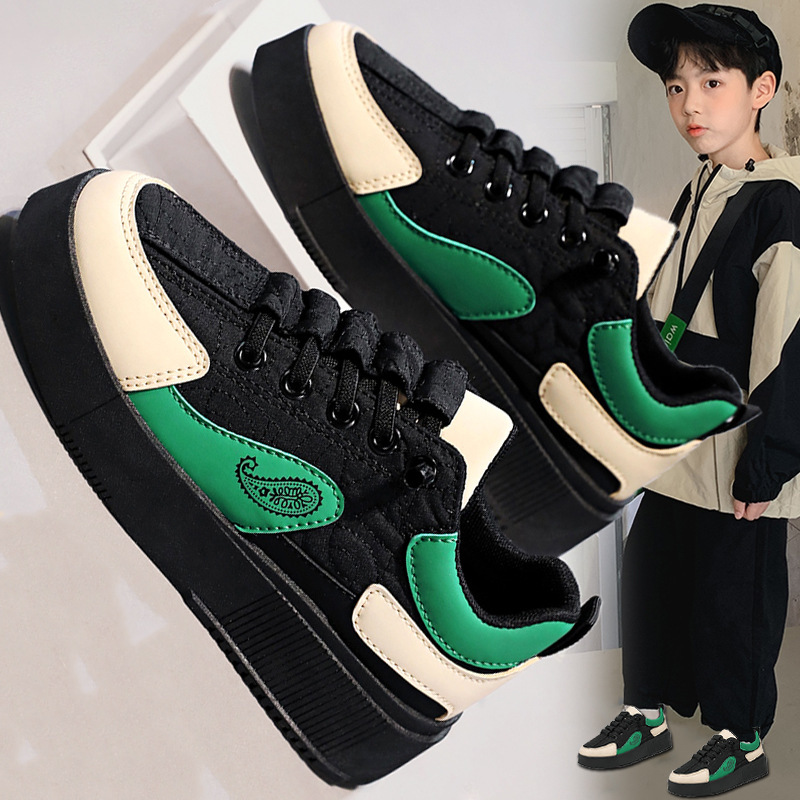 Autumn children's sneakers for boys