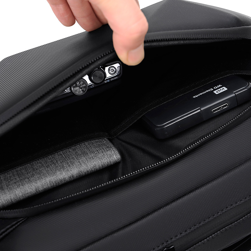 2022新款机能胸包男士包包休闲运动包 单肩斜挎包包潮牌骑行背包