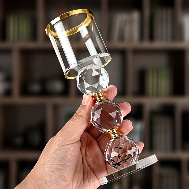 メーカー卸売ヨーロッパスタイルの燭台装飾品キャンドルカップ背の高い防風ランプホルダーガラス装飾シンプルでロマンチックな職人技|undefined