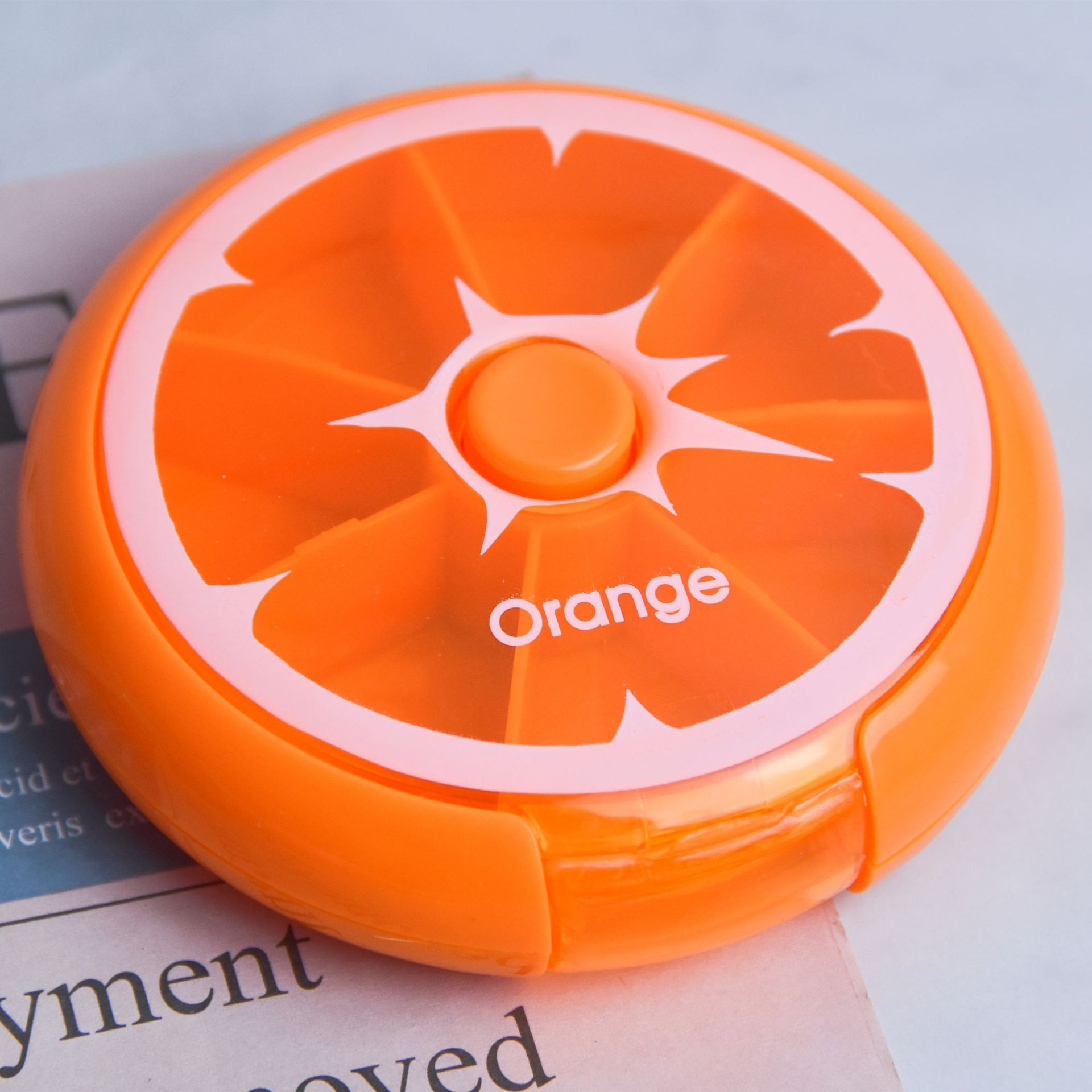 과일 7-구획 알약 상자; 오렌지; 플라스틱