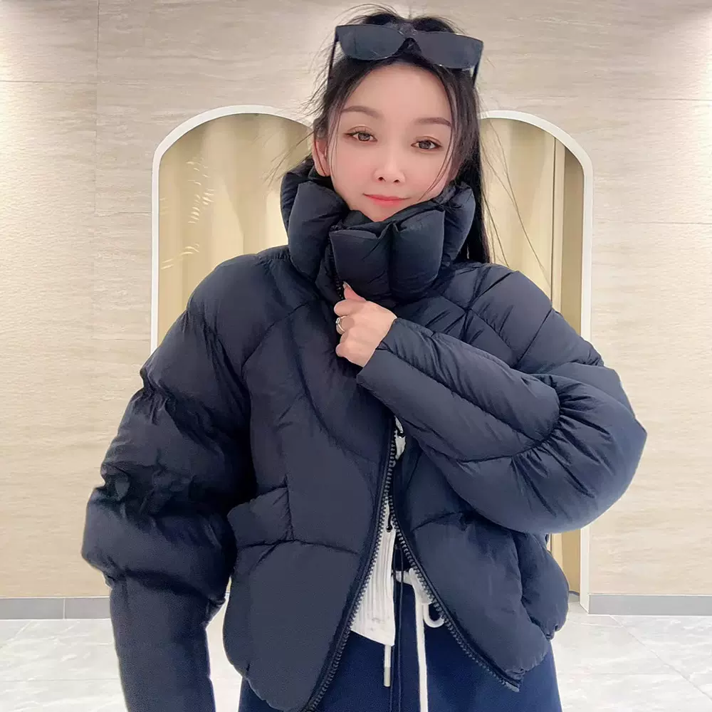 黑色连帽短款鹅绒服女秋冬季2025新款公主风年轻气质时尚洋气外套