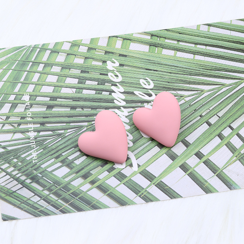 9g Weight Earrings Classification 1 Pair Quantity Daily Occasion Acrylic Material Heart Shape Pattern Women'S Gender Spray Paint Design Fashion Style 1 Pair Fashion Heart Shape Spray Paint Arylic Earrings 4