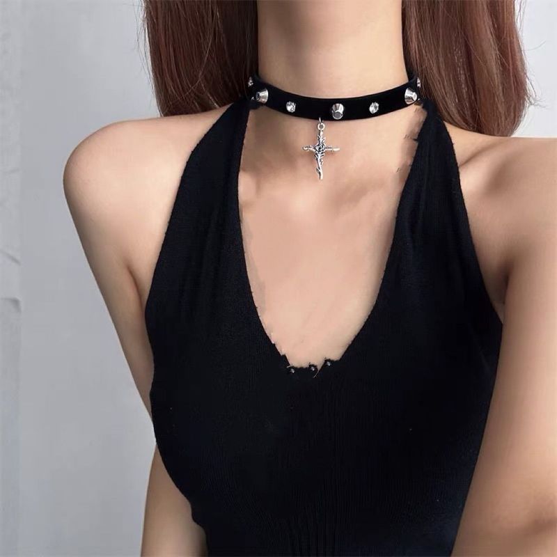 暗黑y2k辣妹风皮质铆钉choker叠戴十字架项链女个性亚文化锁骨链|undefined