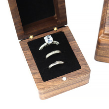 ߅LָںҌ錚Ʒռ{bYŮ