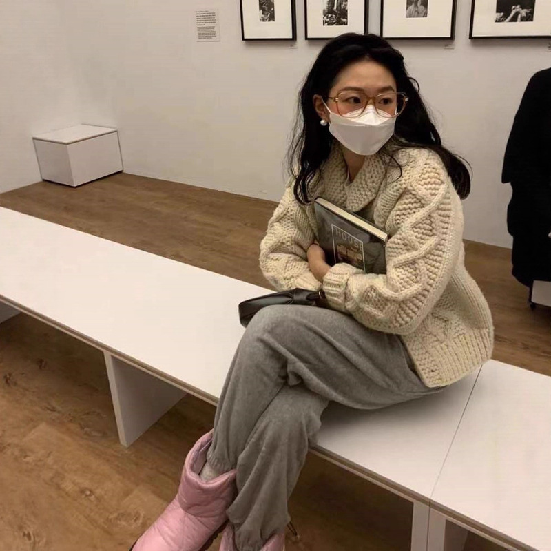 氛围感复古重工翻领系扣针织加厚慵懒风短款麻花短毛衣外套女秋冬|undefined