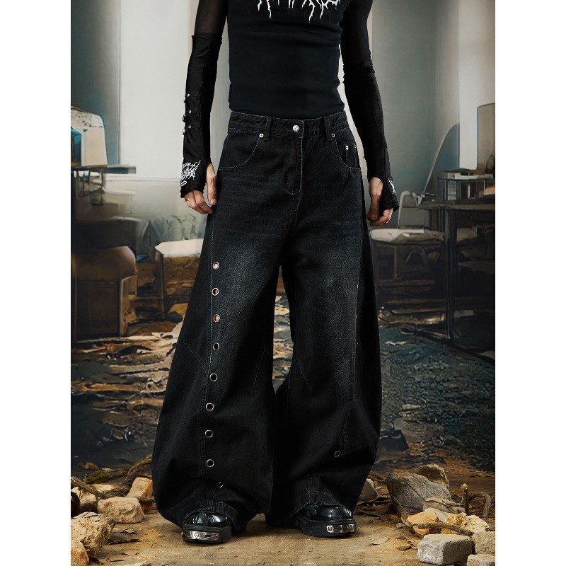Darkwear Herren-Jeans mit Metallring im Used-Look – Avantgardistisches Design mit Hohlsaum, lässige, weite Cropped-Silhouette (Schwarz, S-XXXL)_voghion.com