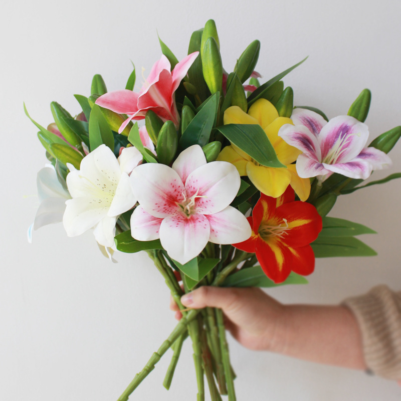 高档软胶百合花仿真花茶几餐边柜电视柜摆件装饰客厅假花婚庆插花
