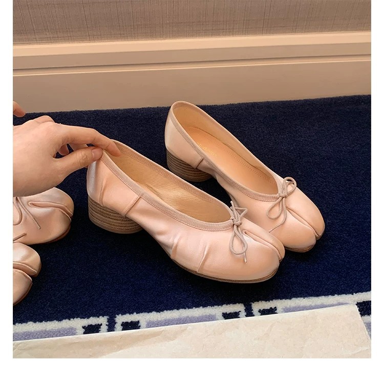 Pink (satin thick heel)