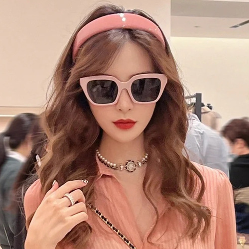  New C Family Sunglasses Women's High-end Ins Style Sunglasses Men's Square Frame European and American Retro Fashion Pink Glasses