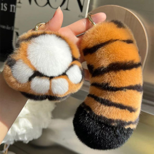 [Tiger Tail] Cute Real Rex Rabbit Fur Car Keychain Pendant Plush Couple Gift Schoolbag Bag Hanging Ornaments