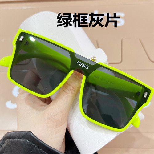 New Fashion Large Face Slimming Round Frame Sunglasses for Instagram Influencers, Unisex Street Style Sunglasses
