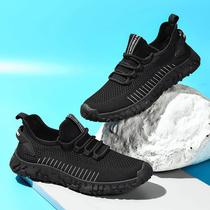 Fashionable breathable universal sneakers for leisure
