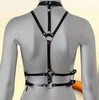 Use the body part of the leather women to control the clothing chain…