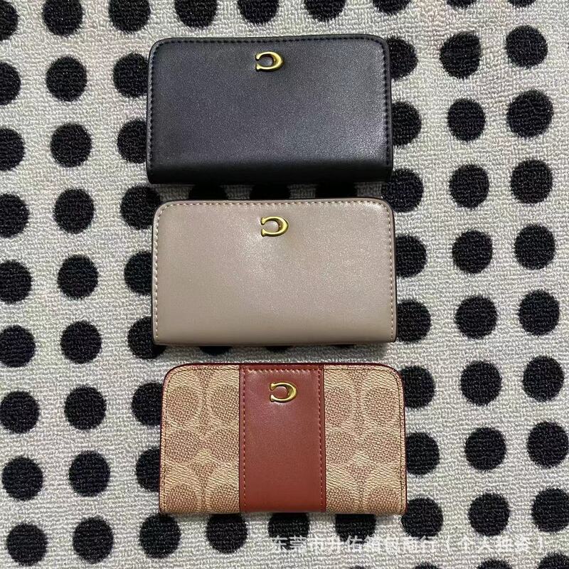 New Leather Short Wallet for Women, European and American Style, with Snap Button, Small Card Holder, Short Flip Cover, Multiple Card Slots, Integrated Coin Purse New Leather Short Wallet for Women, European and American Style, with Snap Button, Small Card Holder, Short Flip Cover, Multiple Card Slots, Integrated Coin Purse