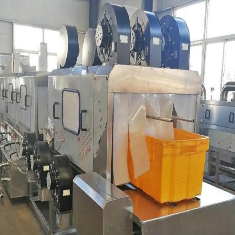 Máquina de limpieza de cestas rotativas de flujo automático pulverización de alta presión caja de frutos del mar máquina de limpieza de cestas