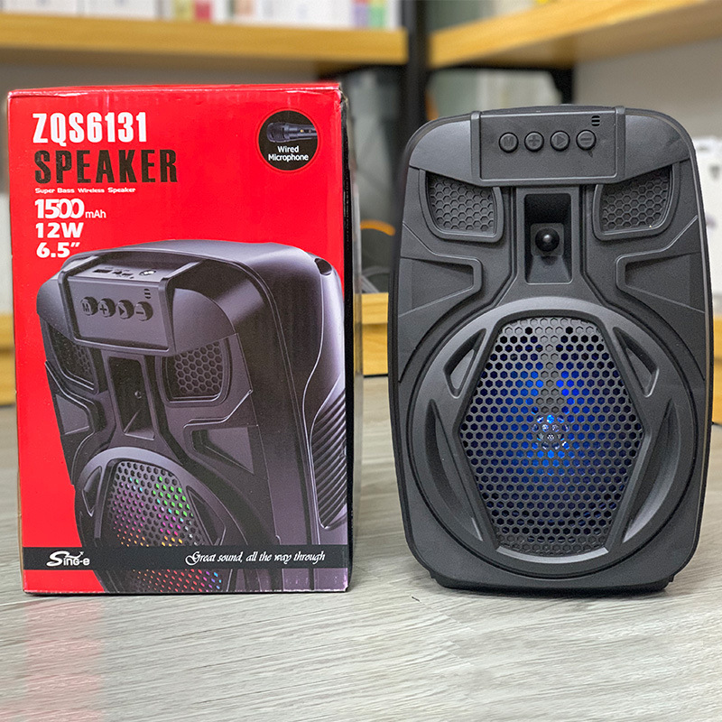 Nuevo ZQS6131 Bluetooth inalámbrico de audio de gran volumen portátil de color de luz portátil de 6,5 pulgadas altavoz de baile cuadrado