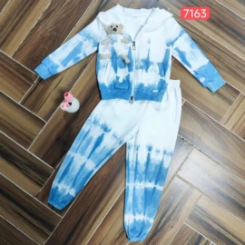 连衣裙;时尚休闲套装;童套装