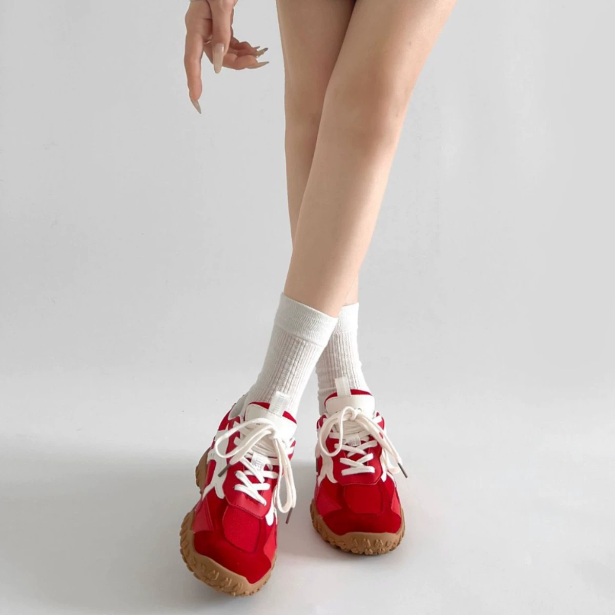 Red trend high footwear, universal sports shoes platform, American style