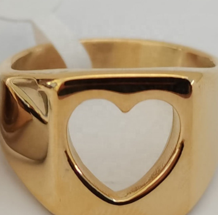 Heart Shape Pattern Women'S Gender Retro Heart Shape Stainless Steel Hollow Out Wide Band Ring