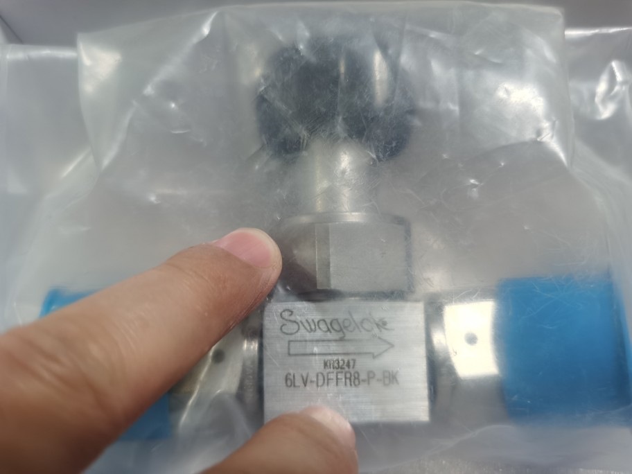 Swagelok世伟洛克6LV-DFFR8-P-BK 1/2 VCR母头手动阀