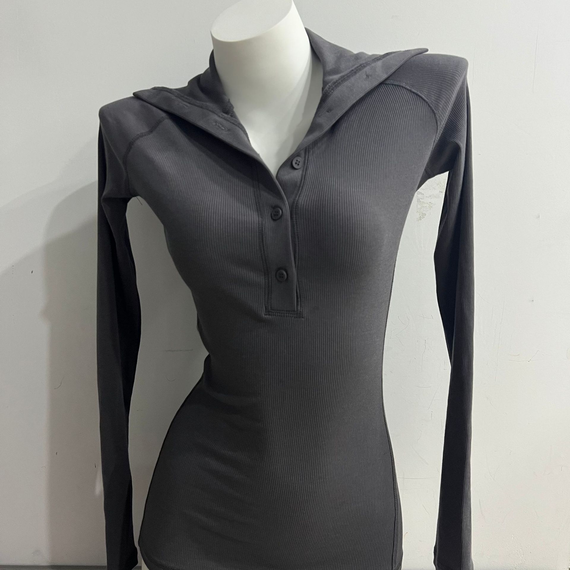 Углеродный серый