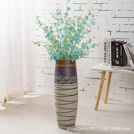 装饰花瓶;陶瓷工艺品;酒壶