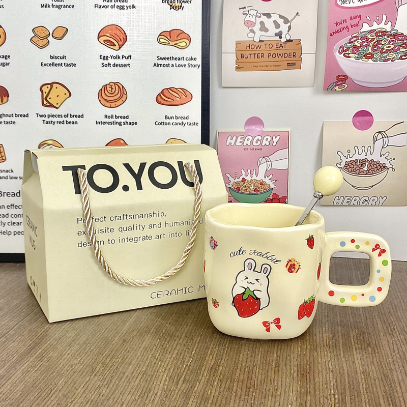 Taza de cerámica Taza de dibujos animados creativa Regalo de mano Regalo de cumpleaños lindo Taza para beber para niñas Taza de café para parejas
