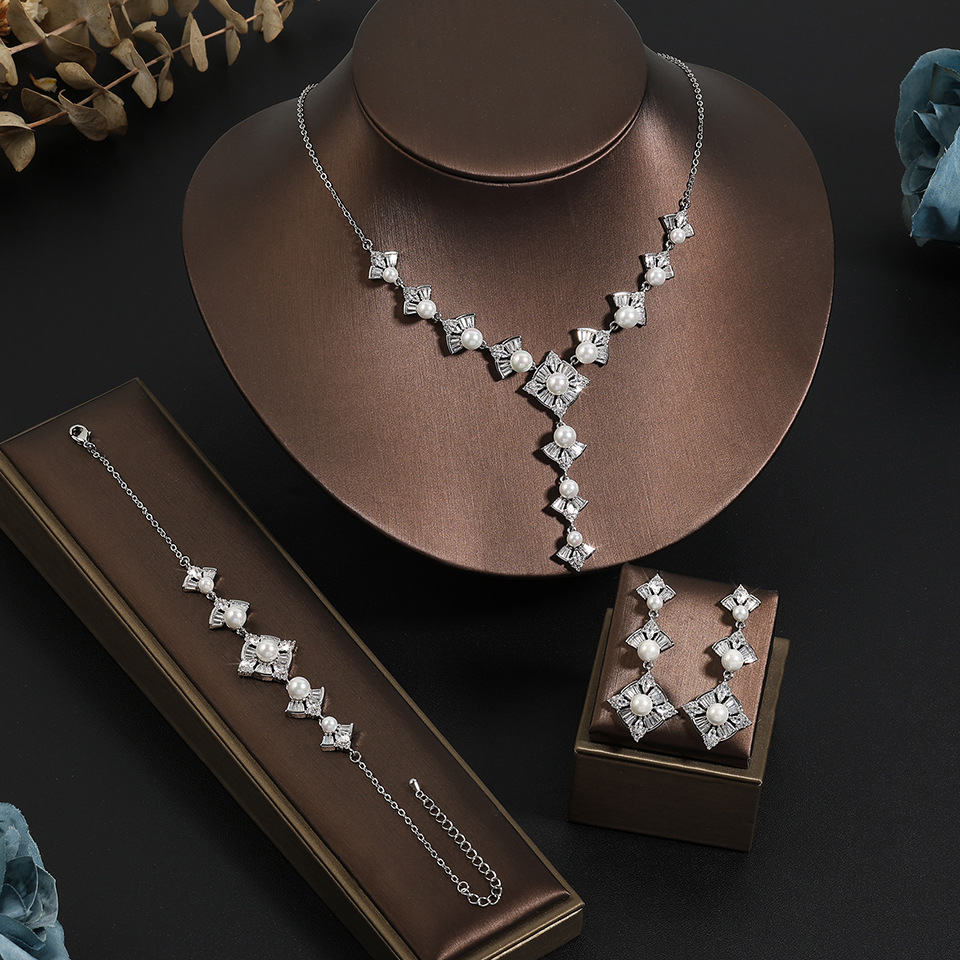 Collier et boucles d'oreilles en perles en forme de goutte d'eau, parure de bijoux deux pièces pour femme, accessoires de mariage haut de gamme._voghion.com