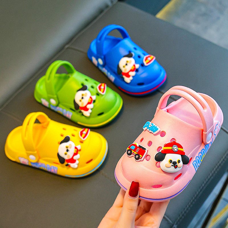 2024 verano EVA slip-on zapatillas para niños y niñas de dibujos animados infantil agujero zapatos zapatillas para niños