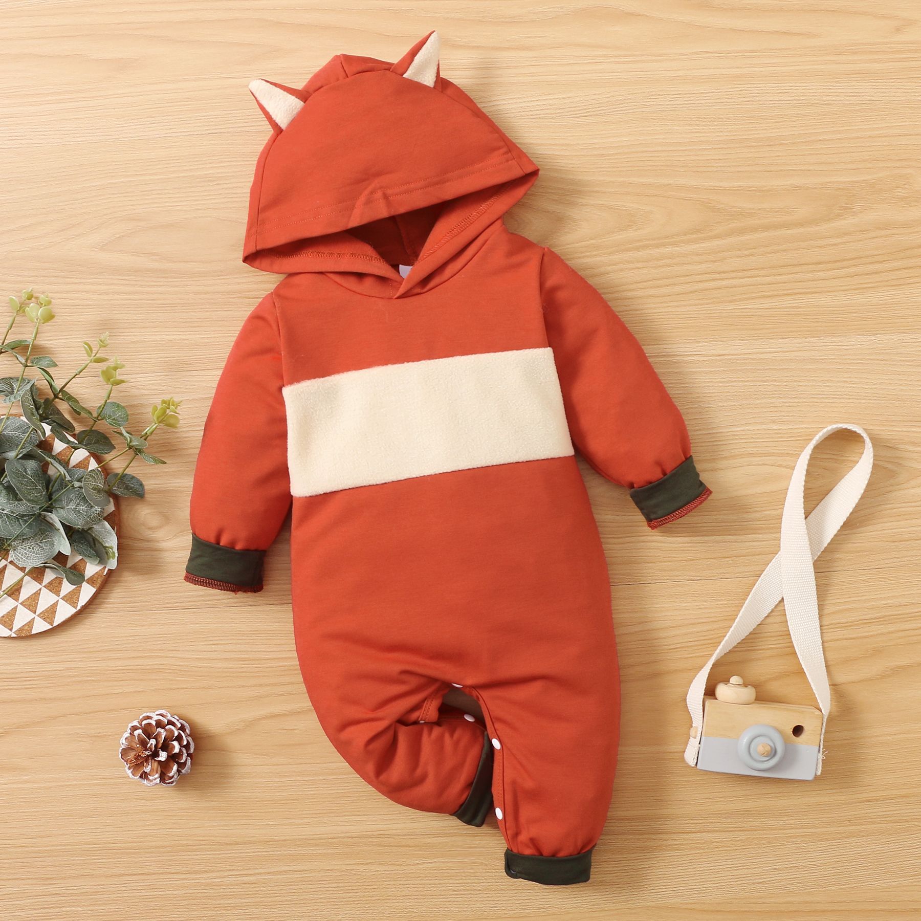 Winter Long-sleeved Fox Ears Hooded Stitching Long-sleeved Jumpsuit Baby Clothing display picture 2