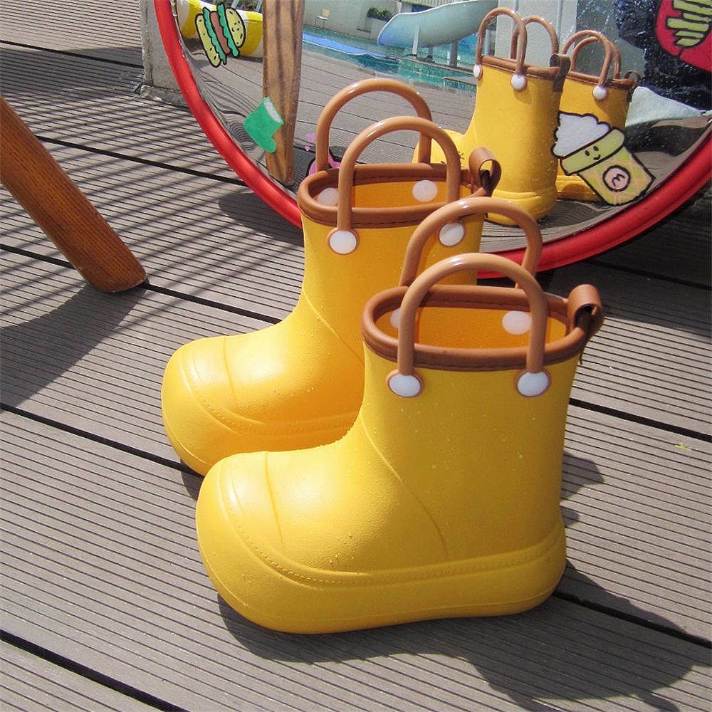 Outdoor Waterproof Kidsren's Pure Color 2025 New Boys and Girls All-Season Rain Boots Soft-Soled Satchel Rain Boots