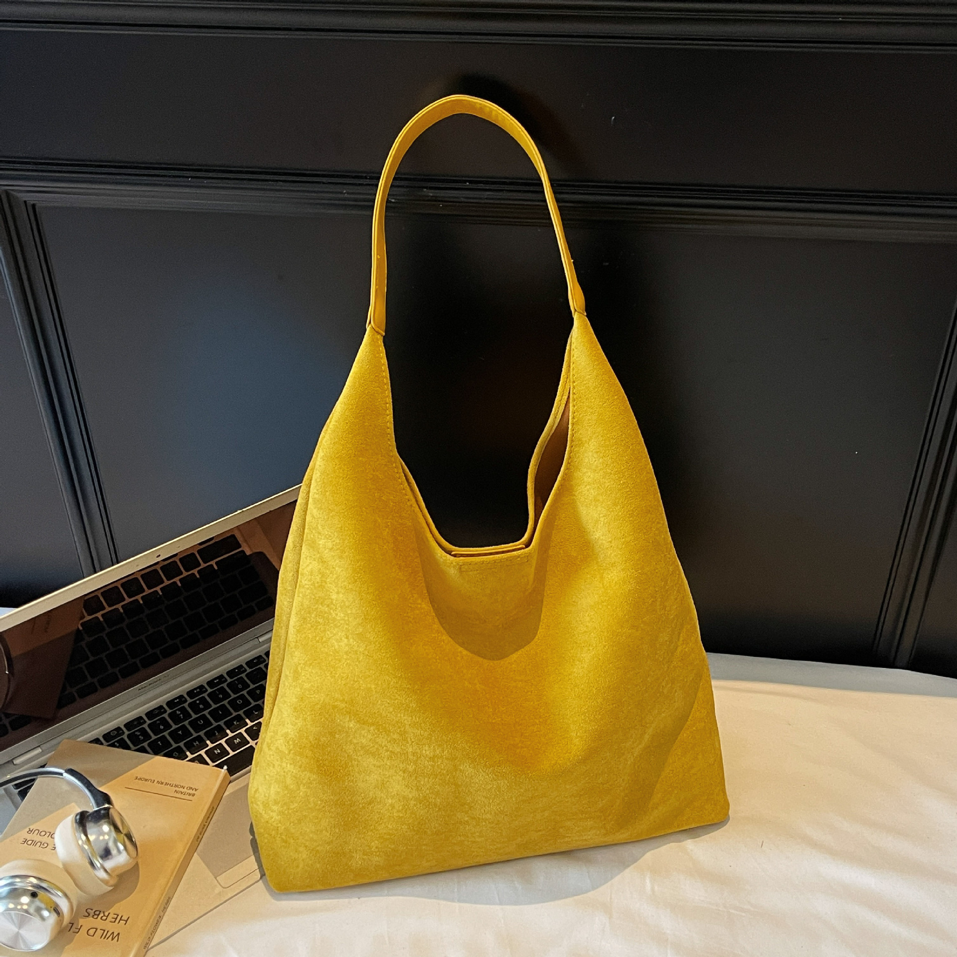 Bolso grande esmerilado retro para mujer 2025 nuevo otoño e invierno bolso de hombro de gran capacidad