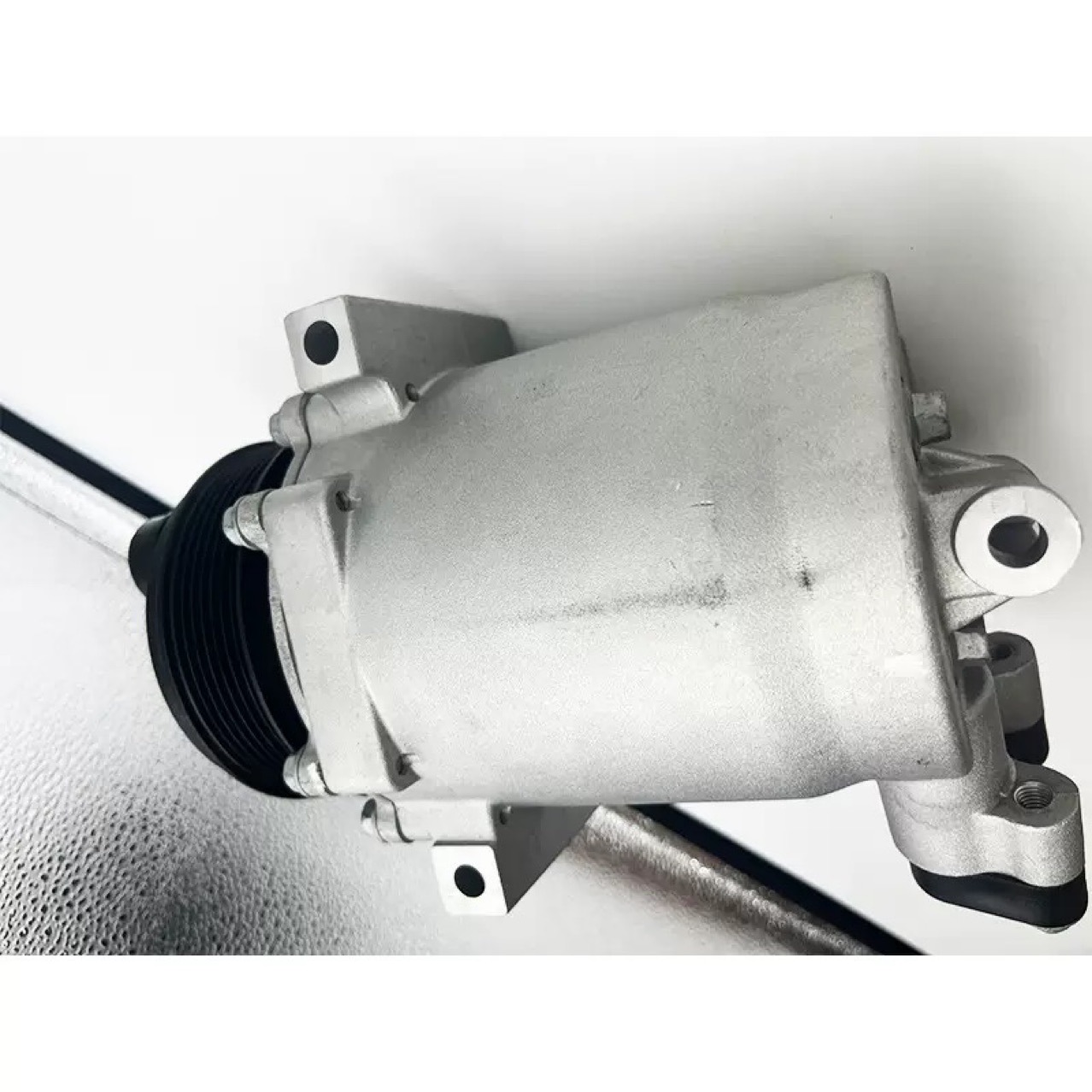 Suitable for Dongfeng Fengshen S30L60A60Ax3Ax5Ax7E70A9 Car Air Conditioning Compressor Air Conditioning Pump