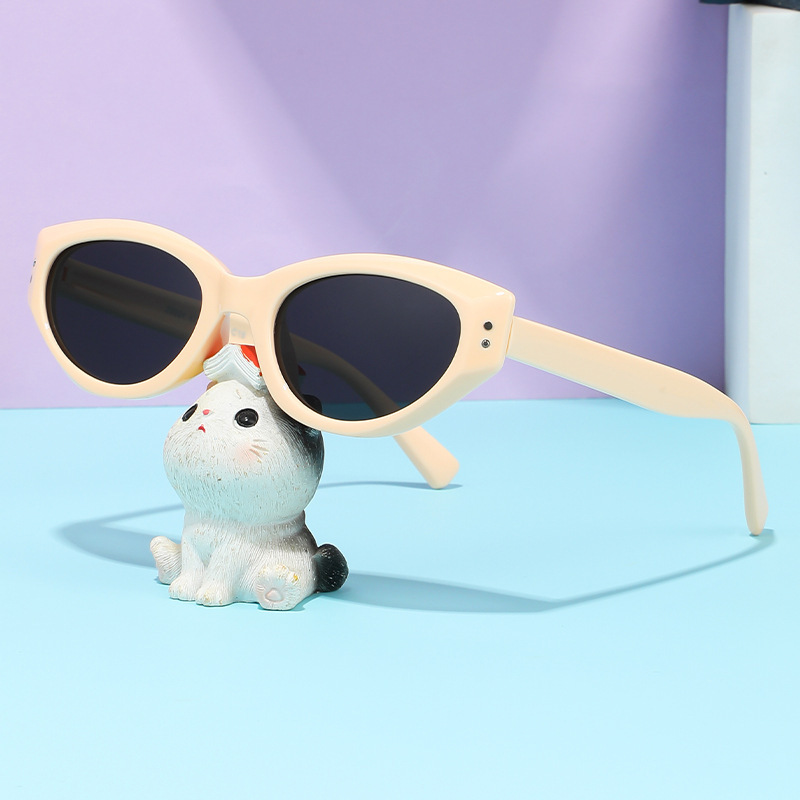 Moda para niños gafas de sol anti-UV, gafas de sol ligeras para niños negros, gafas de sol de protección solar de marea