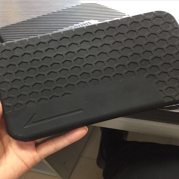 自结皮聚氨酯PU制品 环保健身器材PU按摩垫 自结皮发泡