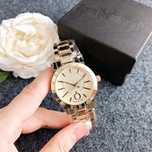 �¿��С�ɺ��s�̄�ʯӢŮʿ�ֱ� �羳����W���������Ladies