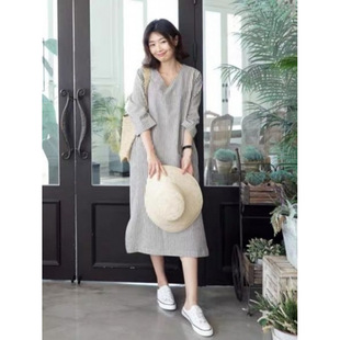 2025V-Neck Casual Stripesd Three-Quarter Sleeve Dress Fashionable Simple Loose Slim Shirt Dress