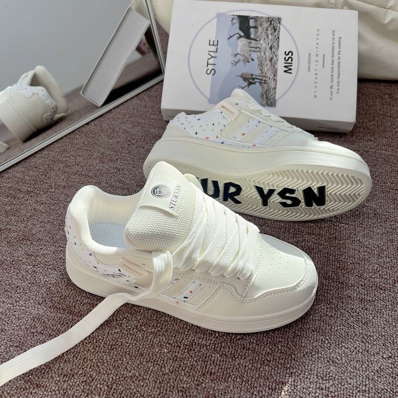 Baizhong2025 con zapatos originales de primavera casuales de mujer nuevos zapatos blancos pequeños zapatos deportivos de pan de skate aumentados