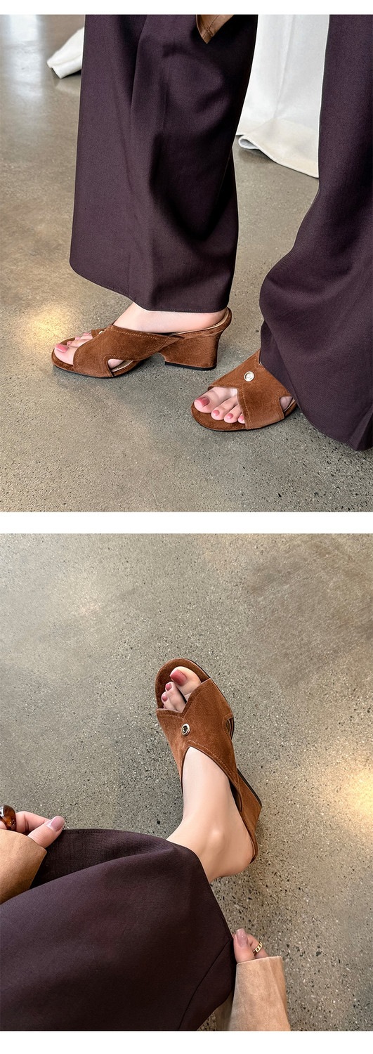 Sandal nữ da cừu hở mũi quai chéo gót xuồng 5 cm — màu nâu, Trang chủ, màu đen chi tiết 44