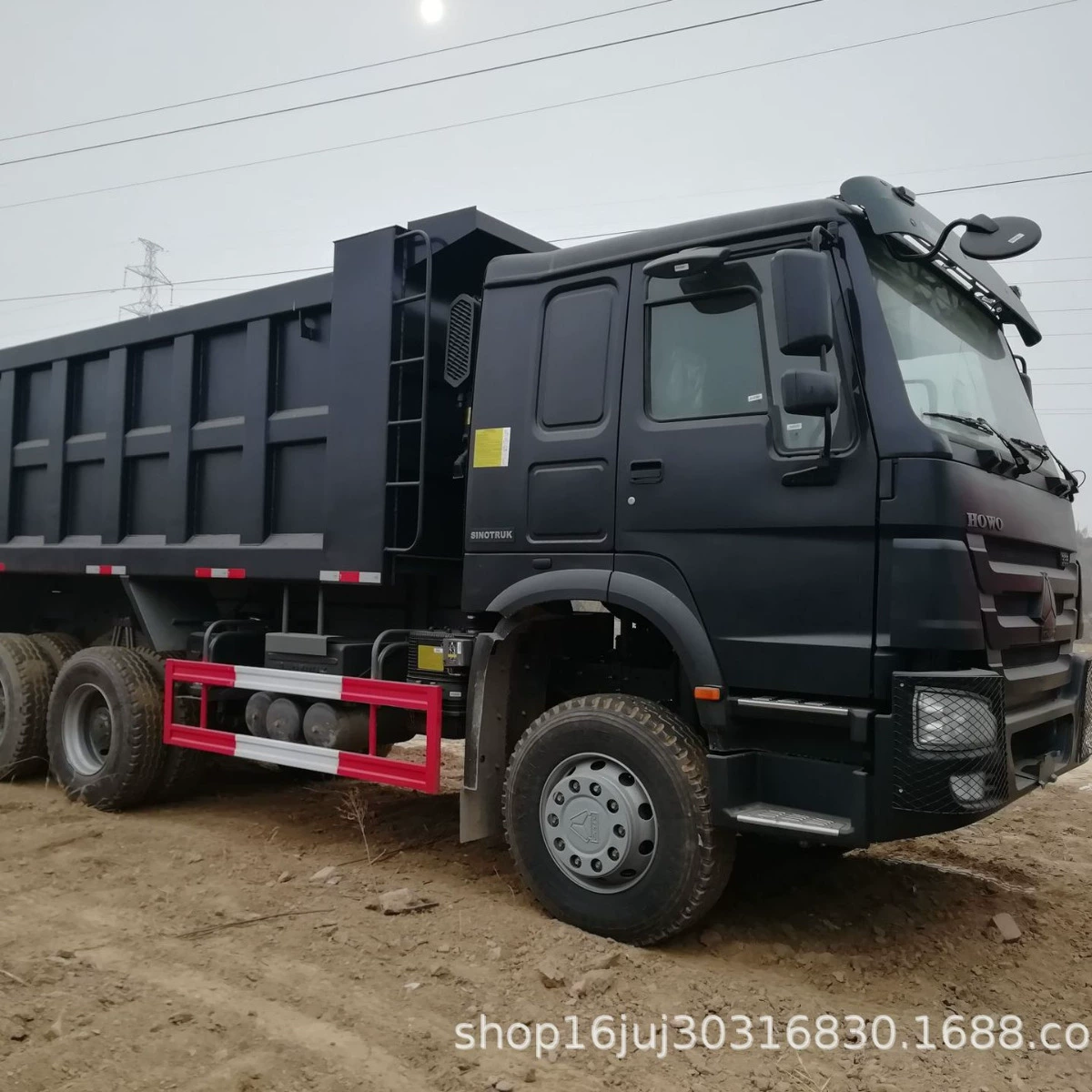 Экспорт в Гану, Китай Sinotruk Haowo II выбрасывает 25 тонн самосвалов серый
