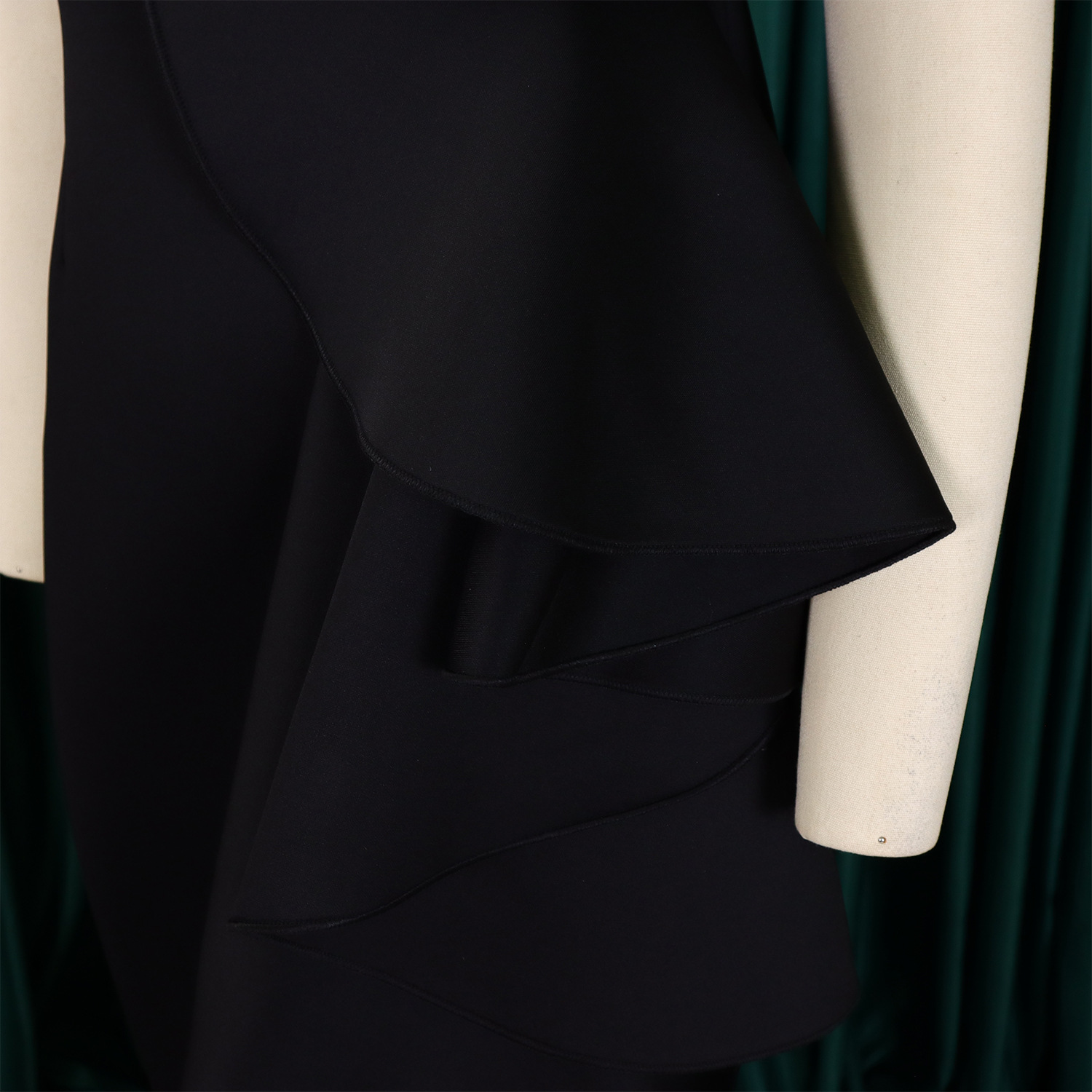 Robe de soirée sexy à col en V et à volants avec fente perlée, robe de banquet de tempérament de célébrité_voghion.com