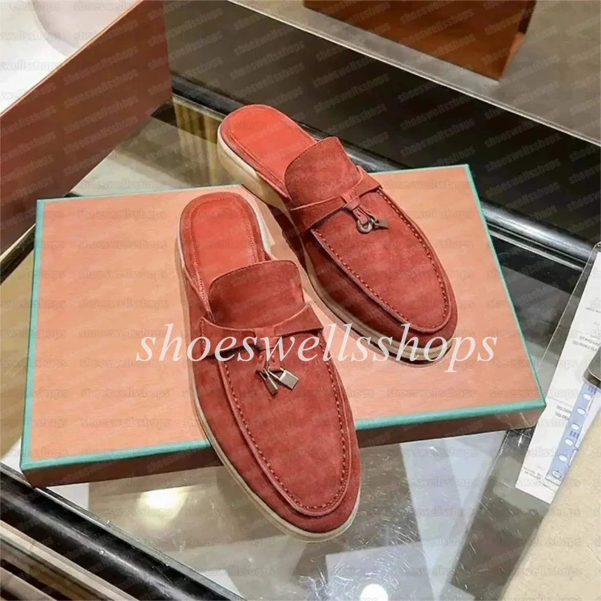 В наличии 2025 новых дизайнерских брендовых оригинальных лоферов, мокасин, закрытых тапочек, унисекс парных туфель.