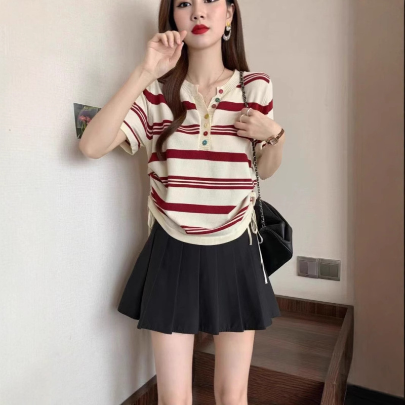 2025 New Summer Style French Stripesd V Neck Lace-Up Short-Sleeved Knitwear T-Shirt Women's Thin Design Contrasting Color Niche