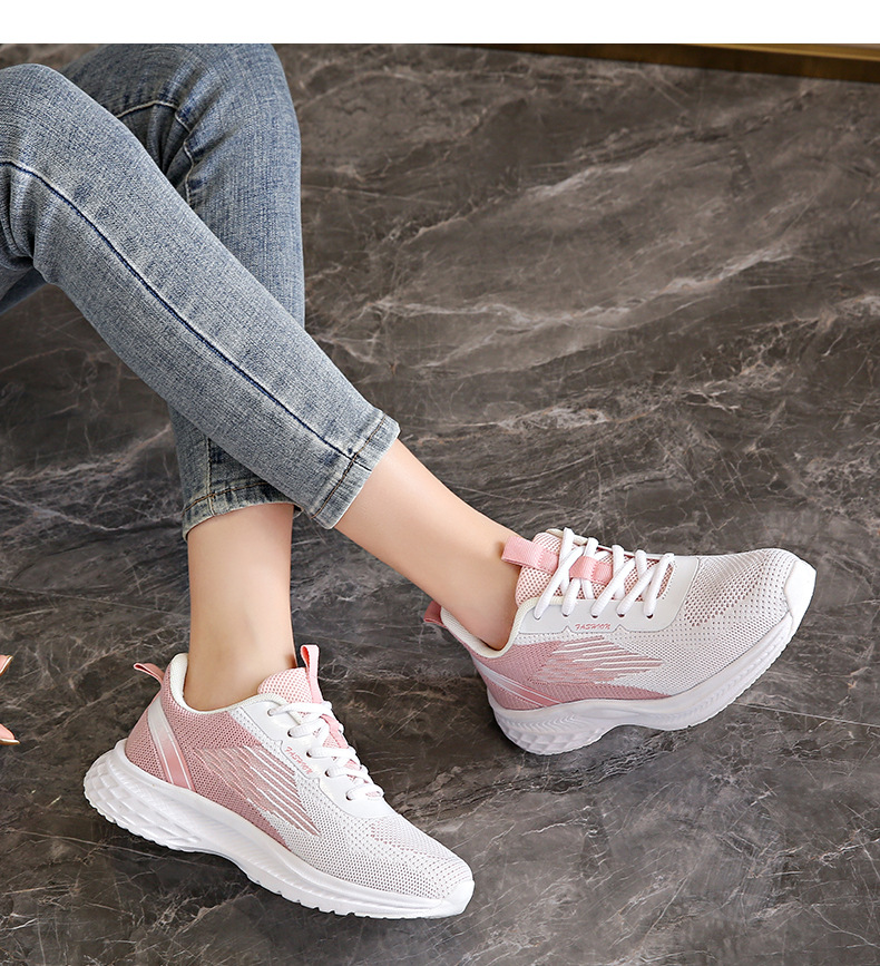 2024 Spring and Autumn New Leisure Sports Wide Fat Feet Large Size Women's 41-43 Soft Sole Running Tourism Shoes_voghion.com