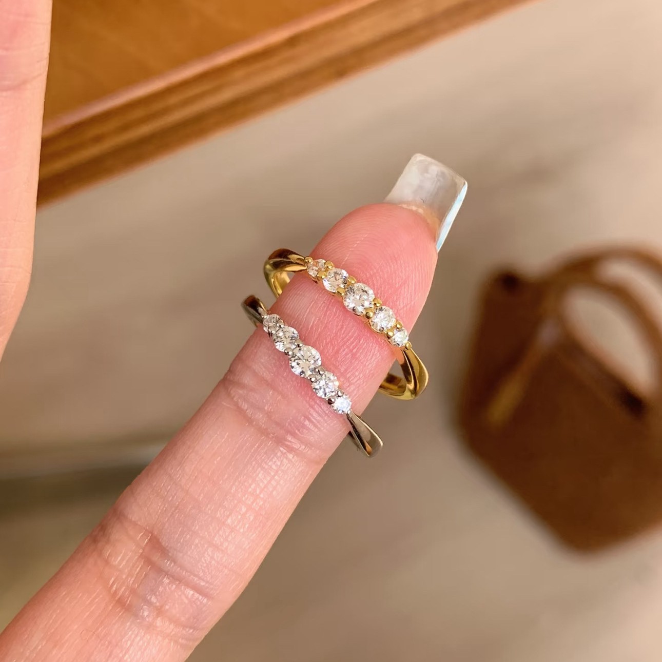 Xiaohongshu's Popular Gradient Diamond Ring for Women, Sweet and Cute New Style, Accessible Luxury Niche High-End Ring