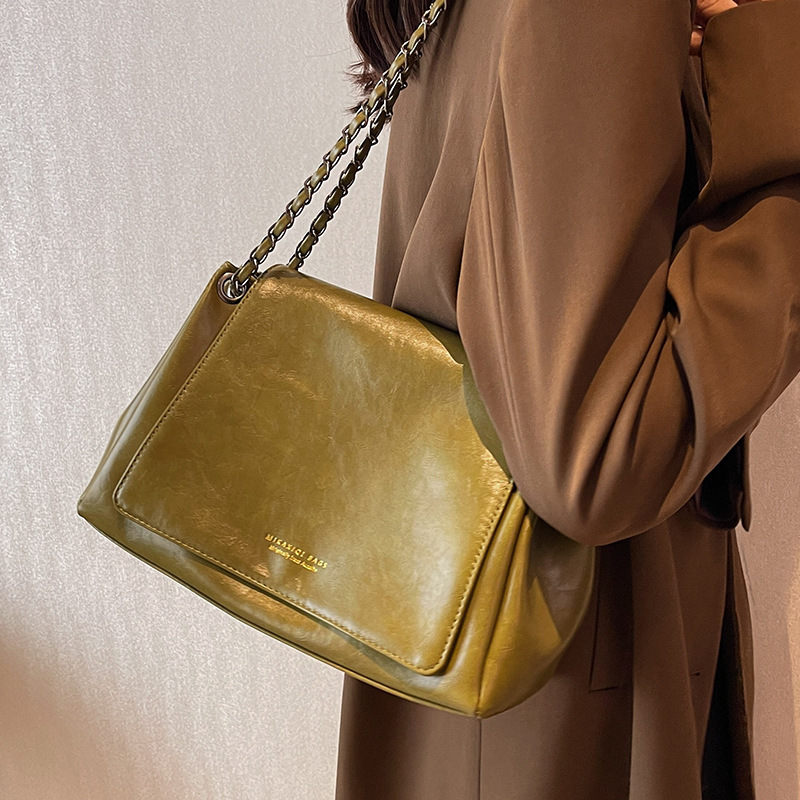 2024 Yeni Büyük Çanta Retro Çanta Kadın Çantası Yüksek Dereceli Sonbahar/Kış Zincir Çapraz Askılı Çanta İş Seyahat Çantası_voghion.com